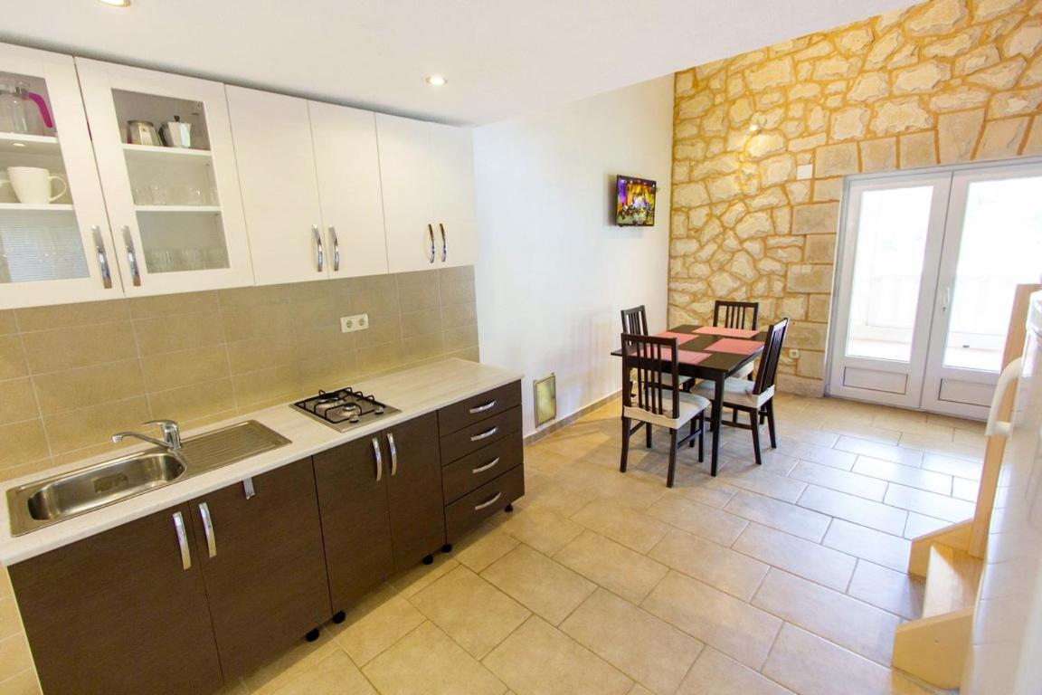 Seaside Secluded Apartments Cove Skozanje, Hvar - 5713 Gdinj Eksteriør billede